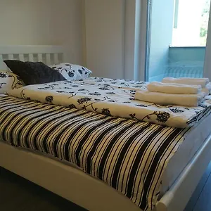 Alfa Riverside Apartmán